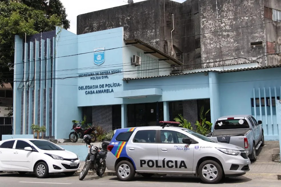 Criminosos invadem casa no Poço da Panela fazem moradores de reféns e