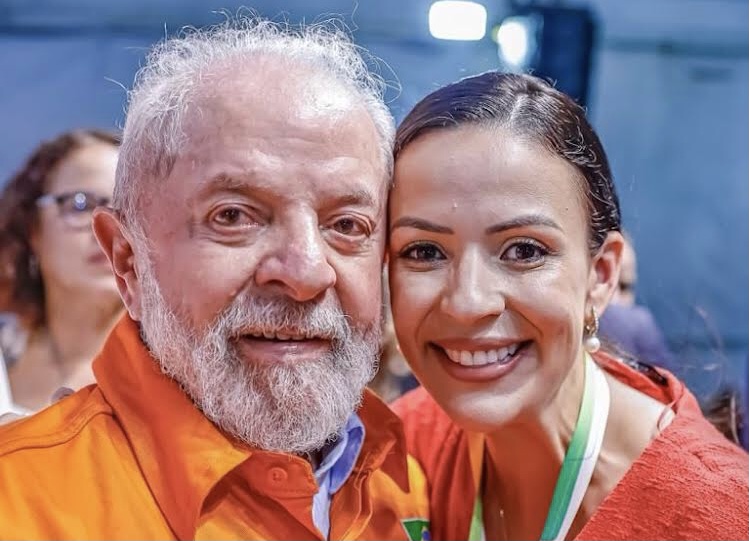 Márcia Conrado participa do anúncio de novos investimentos para Refinaria  Abreu e Lima