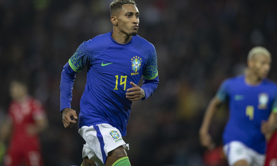 Capitã da seleção brasileira sofre lesão e é cortada do Mundial de