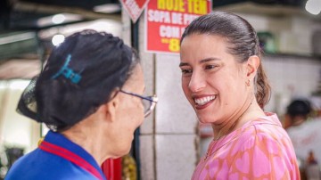 Raquel Lyra realiza visita ao mercado de São José no Recife