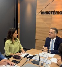 Em Brasília, Raquel Lyra se reúne com ministro Renan Filho para tratar sobre Transnordestina e obras em rodovias de Pernambuco
