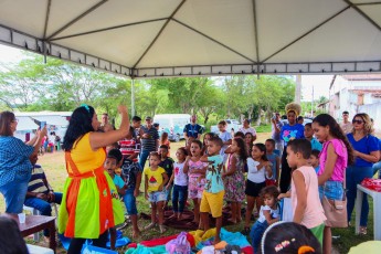 Em Vitória, moradores do Engenho Cacimbas e de localidades próximas recebem ações no Programa Prefeitura na Comunidade