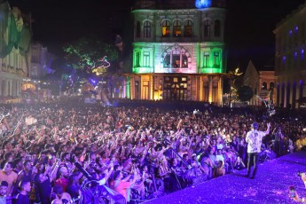 Carnaval atrai R$ 2 bilhões no Recife