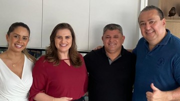 Marília, André e Sebá recebem apoio de prefeito de Calumbi