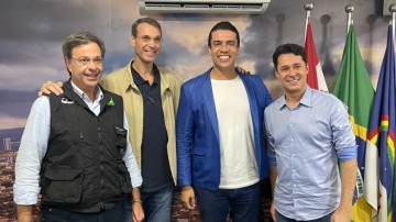 Prefeito de Caruaru recebe visita de Anderson Ferreira e Gilson Machado