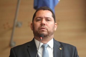 Presidente da Câmara do Recife diz que Gilson Machado “passa mais uma vergonha após tentar desqualificar a gestão do prefeito João Campos e o mandato de Pedro Campos”