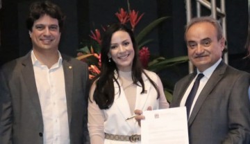 Lucas Ramos anuncia R$ 1 milhão para políticas públicas da Primeira Infância nos menores municípios do Estado