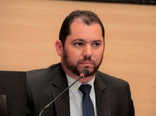 Presidente da Câmara do Recife é reconduzido ao cargo e Mesa Diretora tem mudanças 