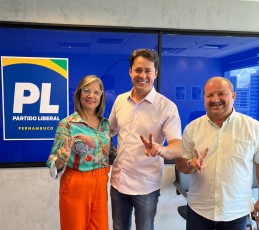Anderson Ferreira filia conselheira tutelar mais votada de Pernambuco ao Partido Liberal