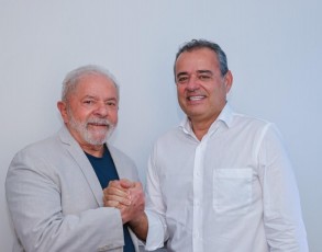 Com apoio de Lula, Danilo vence no primeiro turno