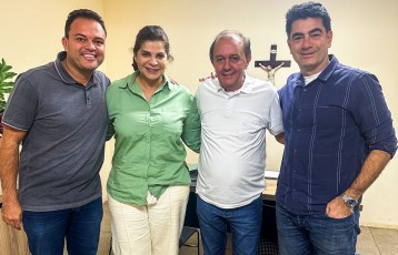 Ex-prefeito de Serrita, Carlos Cecílio, retoma aliança política com o casal Pimentel
