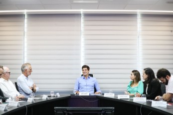 Prefeitura do Recife lança pacote para desburocratizar negócios e ampliar a geração de empregos