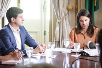 Raquel Lyra e João Campos se reúnem no Palácio  