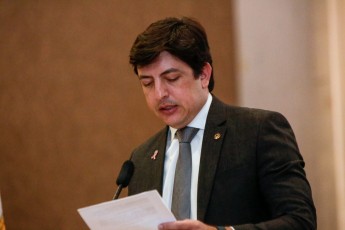 Henrique Queiroz Filho defende convocação dos aprovados para Polícia Penal do estado 