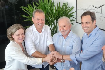 Durante aniversário do PCdoB, Danilo e Lula reforçam aliança e palanque único em Pernambuco 