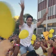 Rodrigo Farias mostra força ao levar  mais de 3 mil pessoas à convenção da Frente Popular 