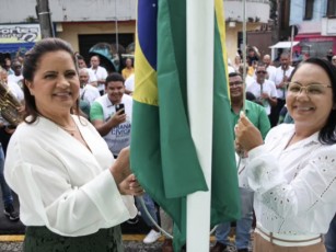 Prefeita Célia Santos participa de desfile de 7 de Setembro em Ipojuca 