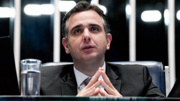 Pacheco tenta apoio do PL para disputa da Presidência do Senado 