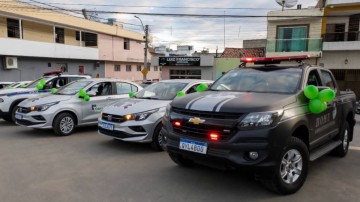 Edilson Tavares reforça a frota municipal com novos carros em Toritama