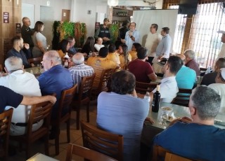 Mano Medeiros se reúne com empresários para anunciar melhorias em Jaboatão Centro