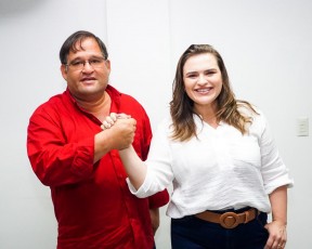Marília Arraes recebe apoio de Flávio Régis, cinco vezes eleito prefeito de São Vicente Férrer