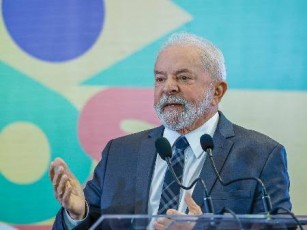 Lula anuncia mais 16 novos ministros