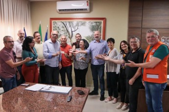 Prefeitura da Vitória e SEBRAE entregam Carteira Nacional do Artesão