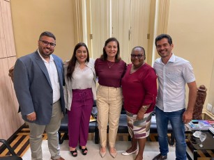Simone Santana reúne prefeitos na Casa Civil