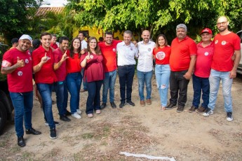 Em reunião com o prefeito de Poção, Marília recebe apoio de vereadores