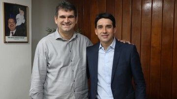 Ministro Silvio Costa Filho realiza visita a Amupe