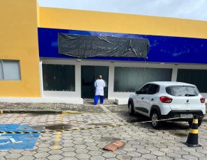 Justiça atesta que Prefeitura do Recife descumpriu decisão e fixa multa de R$ 50 mil/ dia caso insista em inaugurar serviço de saúde em prédio do Estado