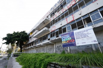 Governadora Raquel Lyra anuncia construção de habitacional de interesse social no terreno do edifício Frei Caneca para moradores da comunidade de Santa Terezinha, no Recife