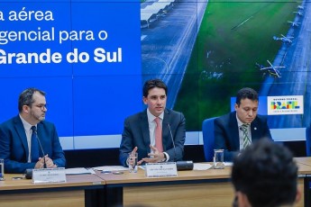 Silvio Costa Filho apresenta malha aérea emergencial para o Rio Grande do Sul