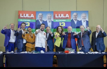 Análise rápida | Lula quer criar onda para vencer no 1º turno 