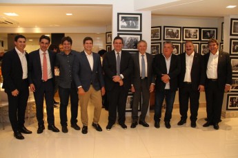 Wolney reúne ministros e personalidades da política para festejar seu aniversário  em Brasília
