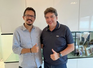 Guilherme Uchoa Jr fecha com o Delegado Rossine