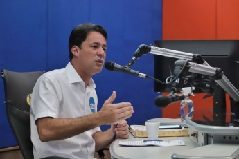  “O futuro de Pernambuco não pode ficar entre as promessas e a incapacidade de ninguém”, afirma Anderson Ferreira 