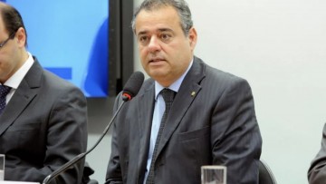Índice Legisla Brasil coloca Danilo como deputado cinco estrelas 