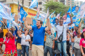 Rodolfo reúne centenas de pessoas em atos de campanha e confirma força da candidatura