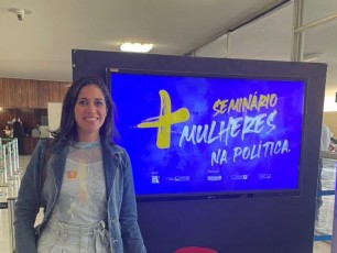 Pré-candidata Iza Arruda participa de seminário em Brasília