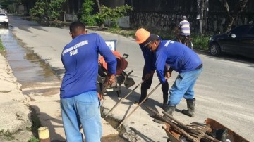 Olinda recebe serviços de limpeza e desobstrução em quinze localidades