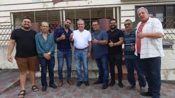Tadeu Alencar recebe apoio de prefeito e vice de Altinho
