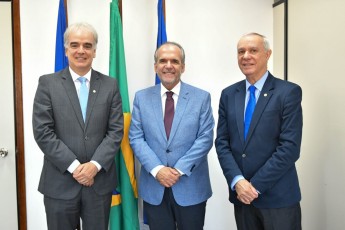 Fernando Dueire visita Ministério Público de Pernambuco 