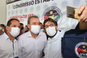 Danilo recebe apoio de vereadores durante congresso da UVP