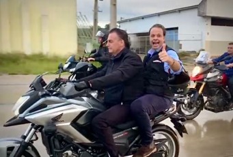 Bolsonaro vai fazer motociata no Recife, confirma Gilson Machado 