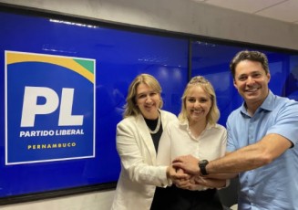 Flávia Santos assume o PL mulher do Recife