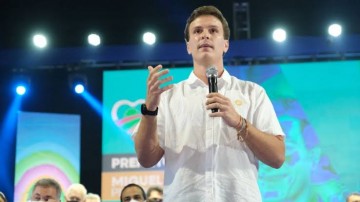 Coluna do sábado | Miguel aposta nas novas plataformas de comunicação para chegar ao eleitor pernambucano