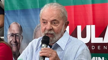 Lula avalia ato de Bolsonaro em Recife 