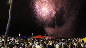 Ano Novo no Recife é recebido com muita animação e música