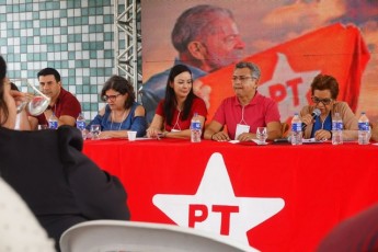 Em Serra Talhada, lideranças estaduais do PT estabelecem reeleição de Márcia Conrado como prioridade